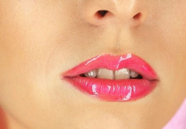 How To Wear The Pretty Pink Makeup Look Everyday