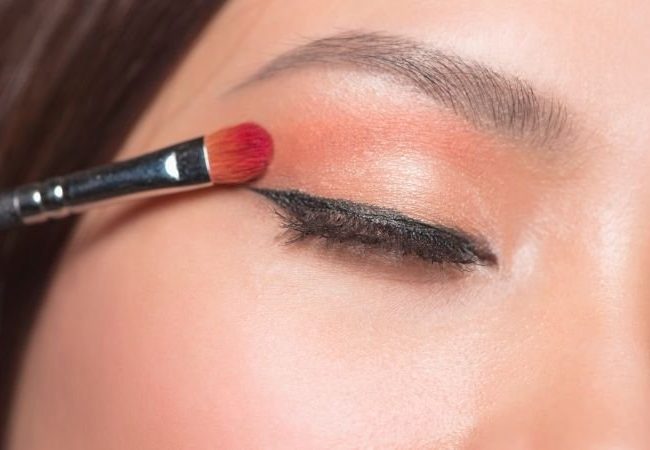 11 Foolproof Monolid Makeup Hacks You Should Master