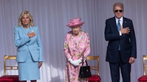 Was the Queen’s outfit a secret show of support to the US?