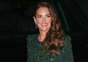 Kate Middleton just gave a sneak peek at hand-written invites to her Christmas carol concert