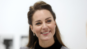 Kate Middleton just stepped out with a new designer handbag