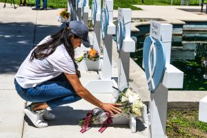 Meghan Markle makes surprise visit to Uvalde memorial