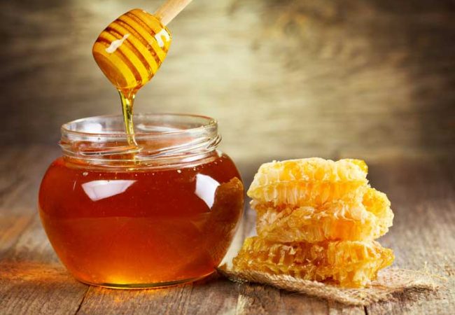 5 Natural Skincare Remedies for Pimples